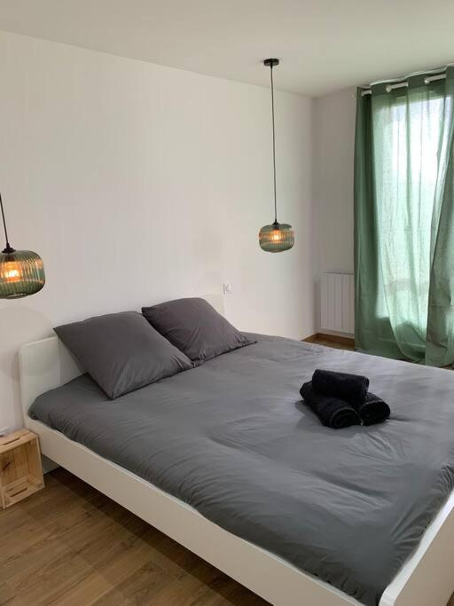 Creme Apartment *